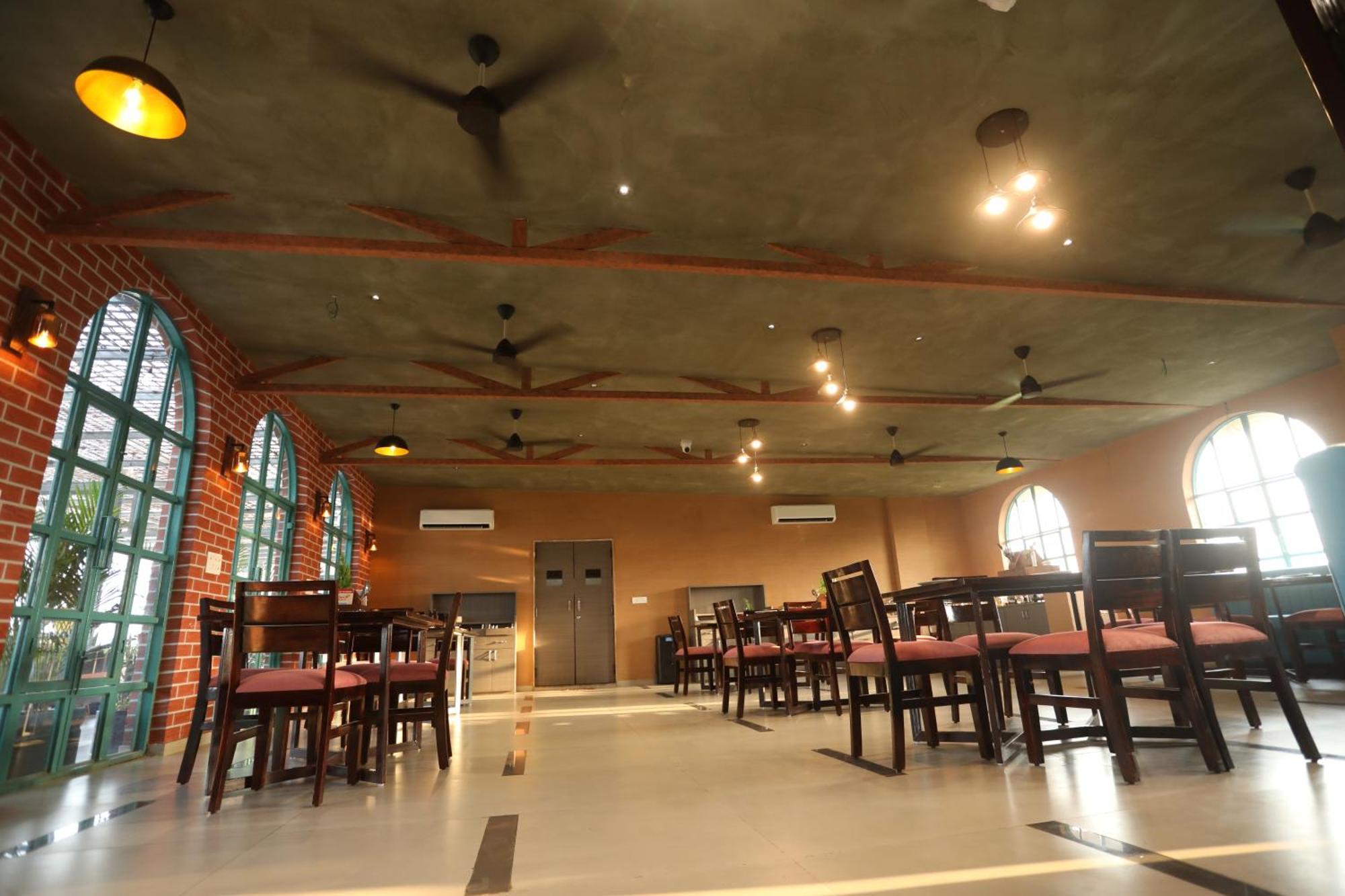 Chandan Kasturi Resort Dariawad Bagian luar foto